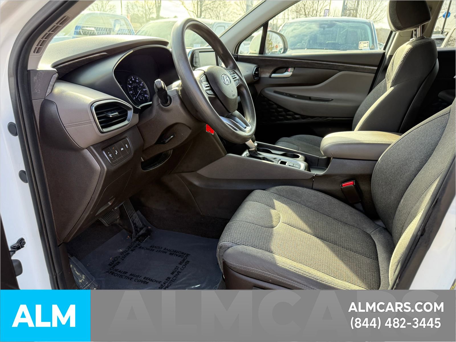 Used 2019 Hyundai Santa Fe SE image 9