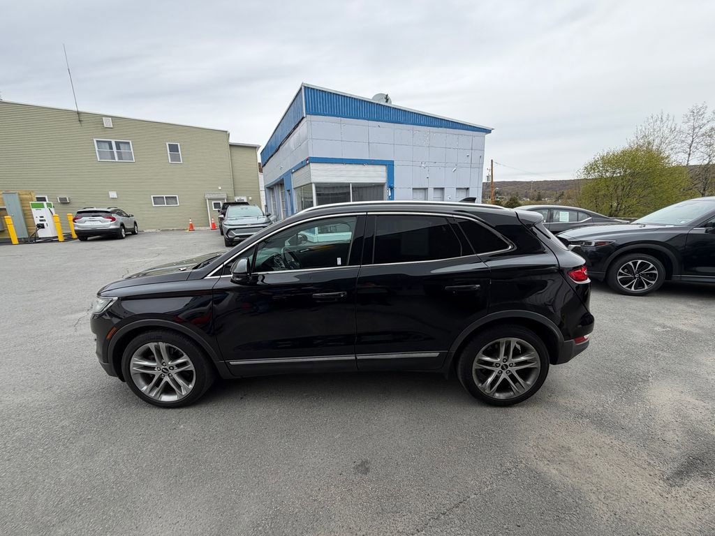 Used 2017 Lincoln MKC Reserve w/ Lincoln MKC Climate Package AWD/4WD image 2