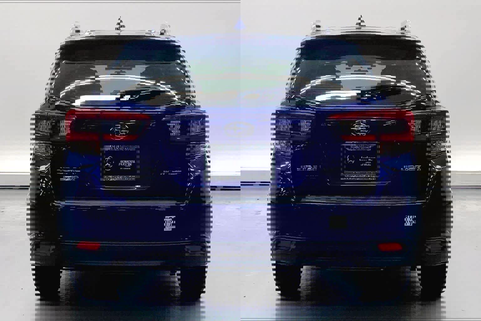 Used 2022 Subaru Impreza 2.0i Limited image 3