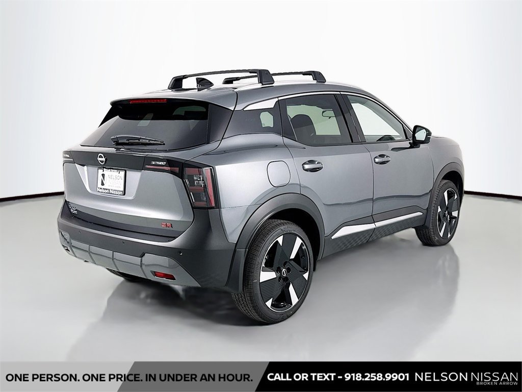 New 2026 Nissan Kicks SR w/ SR Premium Package FWD image 5