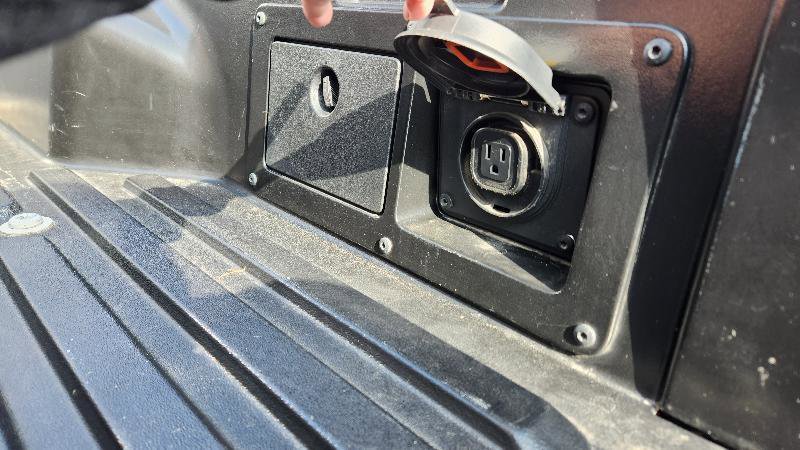Used 2021 Toyota Tacoma TRD Off-Road AWD/4WD image 10