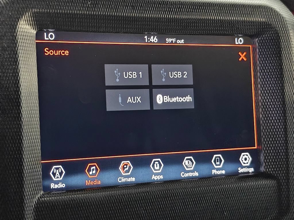 Used 2021 Jeep Gladiator Rubicon w/ Trailer Tow Package AWD/4WD image 32