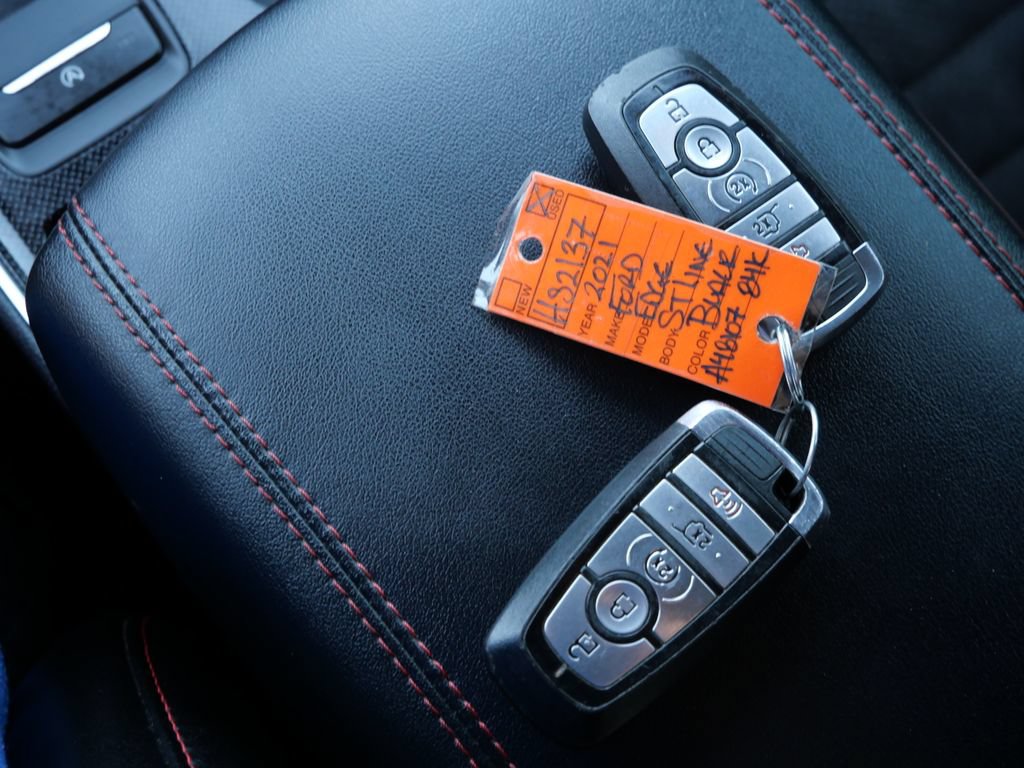 Used 2021 Ford Edge ST-Line FWD image 36