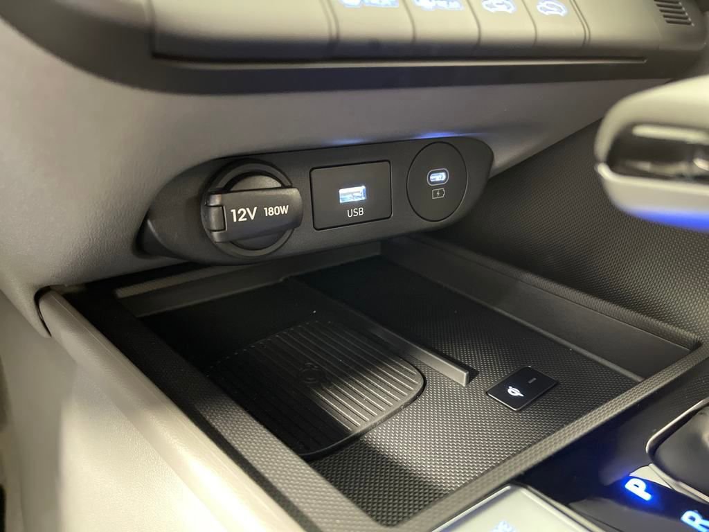 New 2025 Hyundai Elantra Sport image 28