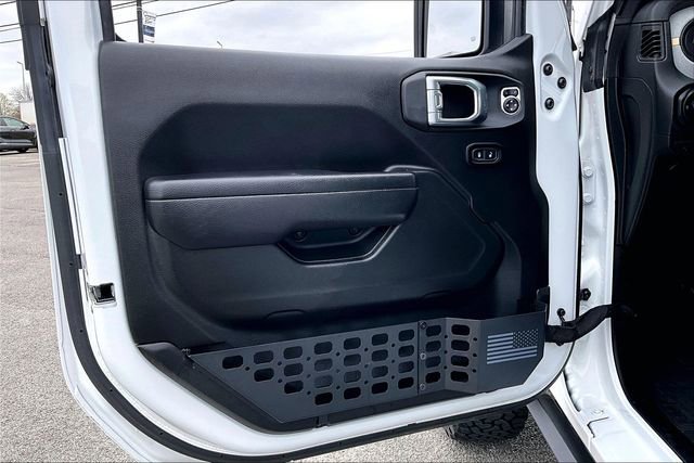 Used 2024 Jeep Gladiator Sport image 17