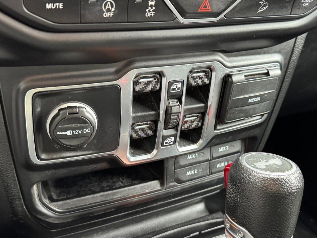 Used 2020 Jeep Wrangler Unlimited Sport image 23