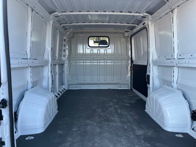 Used 2025 RAM ProMaster 2500 w/ Safety Group image 15