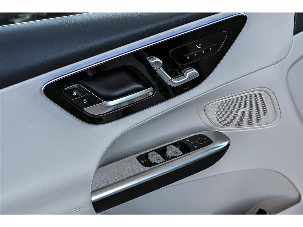 Certified 2026 Mercedes-Benz GLC 300 4MATIC image 9