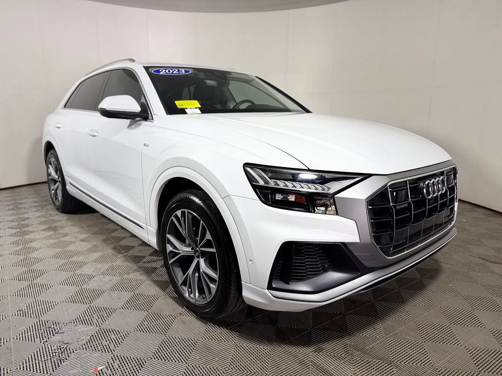 Used 2023 Audi Q8 Premium Plus AWD/4WD image 9