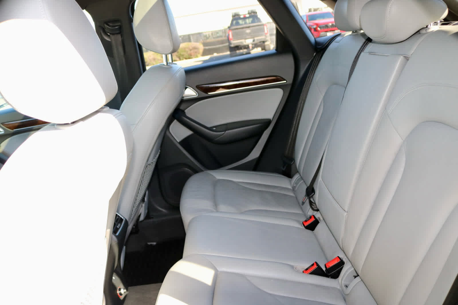 Used 2018 Audi Q3 2.0T Premium Plus w/ Premium Plus Package AWD/4WD image 27