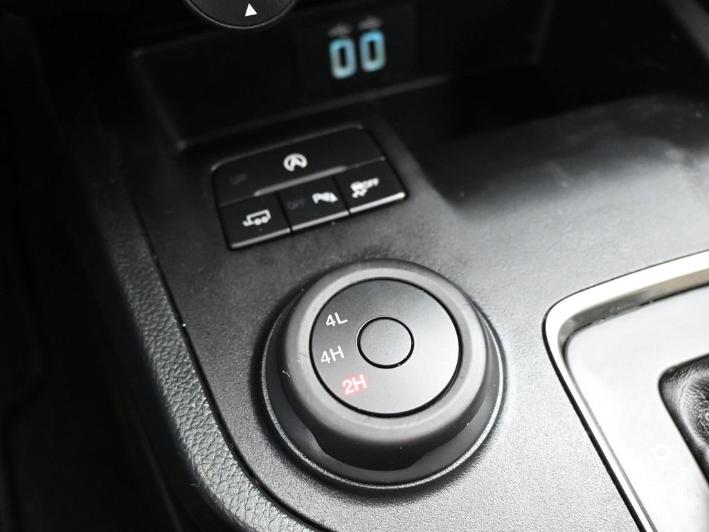 Used 2022 Ford Ranger XLT w/ Equipment Group 302A High image 22