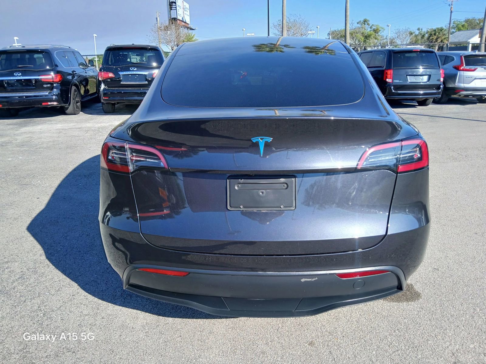 Used 2024 Tesla Model Y Long Range RWD image 4