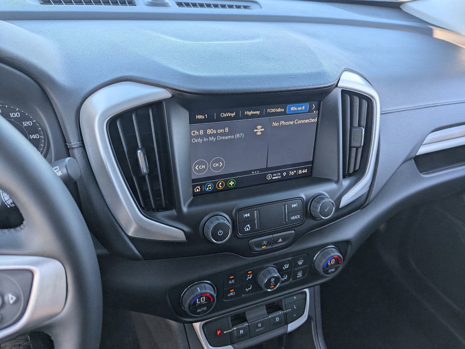 Used 2023 GMC Terrain SLT w/ Elevation Edition image 26