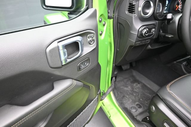 New 2026 Jeep Gladiator Sport AWD/4WD image 8