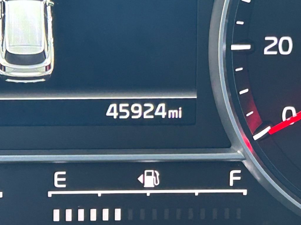 Used 2023 Kia Sorento LX image 34