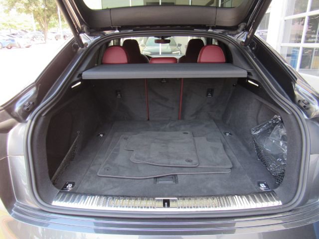 Used 2023 Audi e-tron S Premium Plus w/ Black Optic Package AWD/4WD image 27