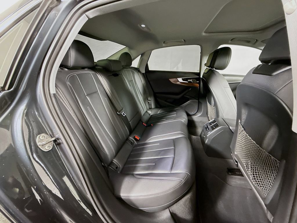 Used 2021 Audi A4 2.0T Premium image 29