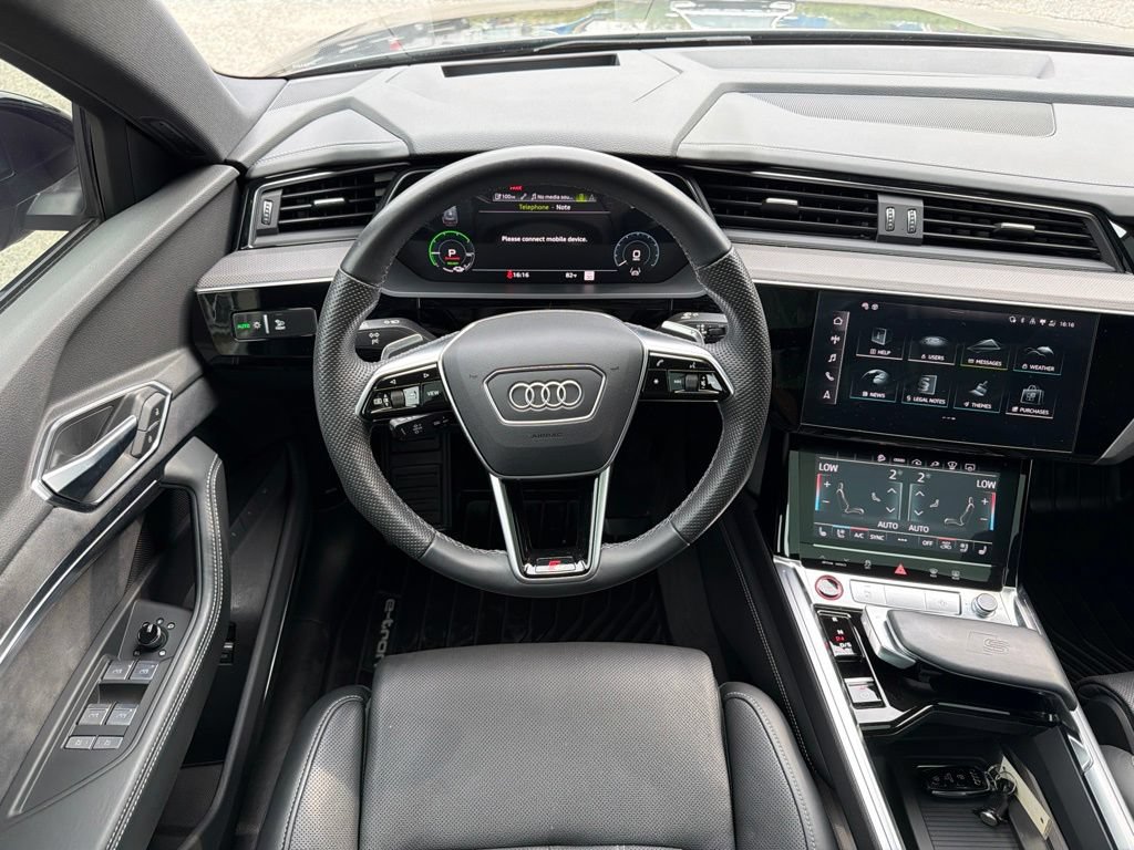 Used 2023 Audi e-tron S Prestige AWD/4WD image 28