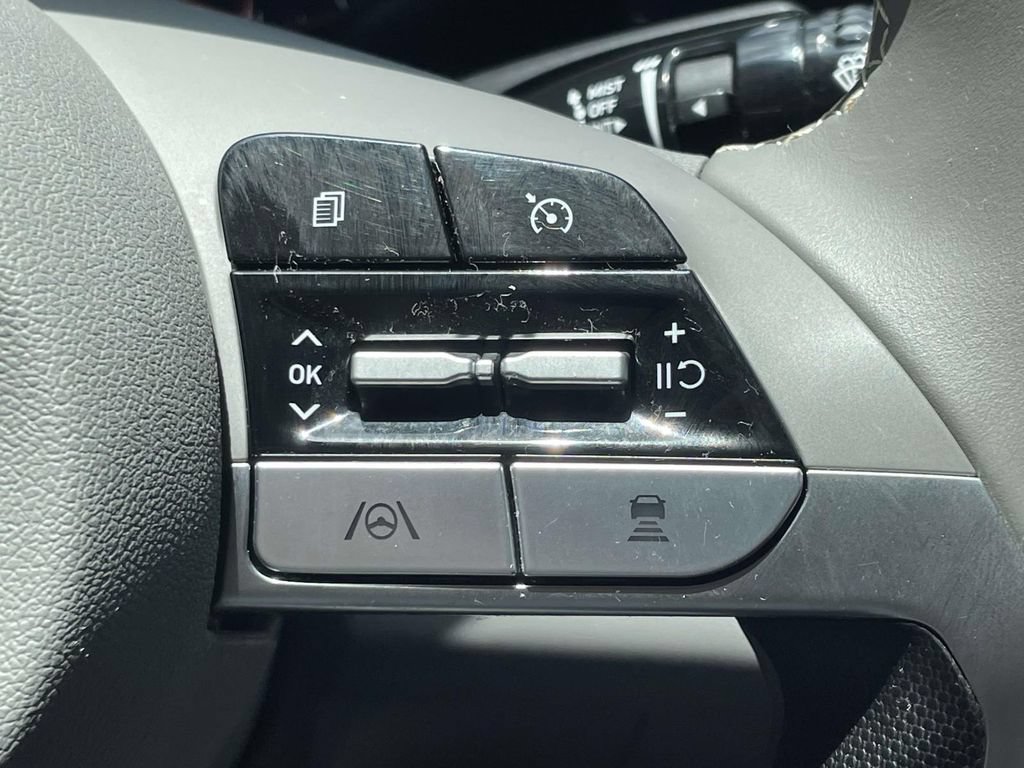 Certified 2023 Hyundai Elantra SEL w/ Convenience Package FWD image 20