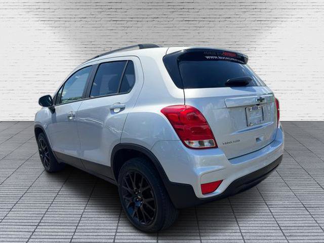Used 2022 Chevrolet Trax LT w/ Sport Edition AWD/4WD image 3