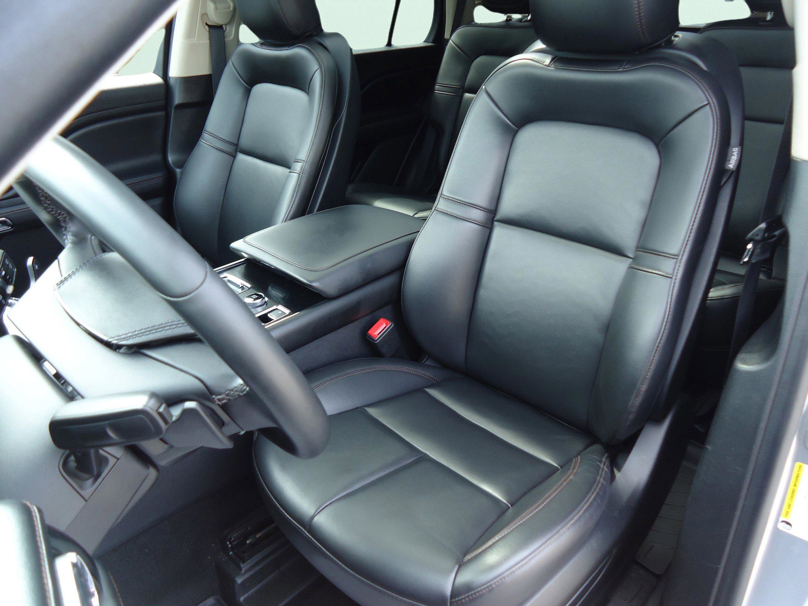 Used 2022 Lincoln Aviator AWD w/ Premium Package image 25