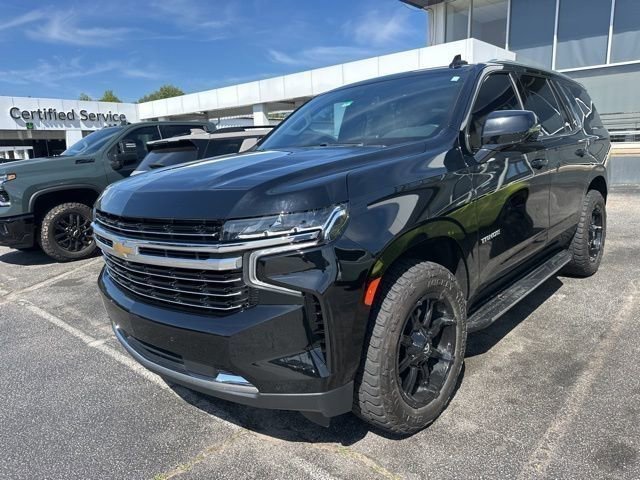 Used 2023 Chevrolet Tahoe LT w/ Luxury Package image 4
