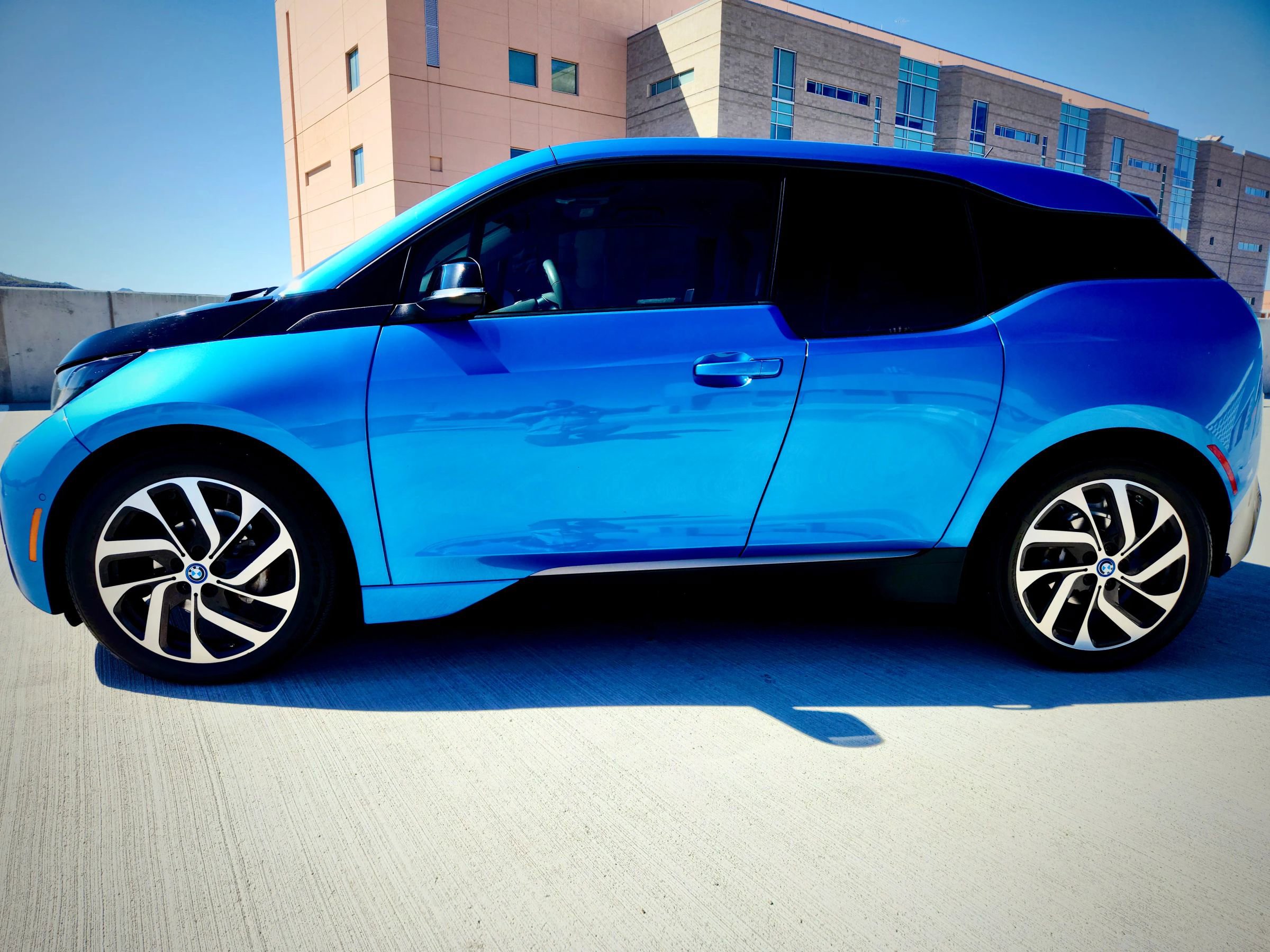 Used 2017 BMW i3 w/ Range Extender image 13