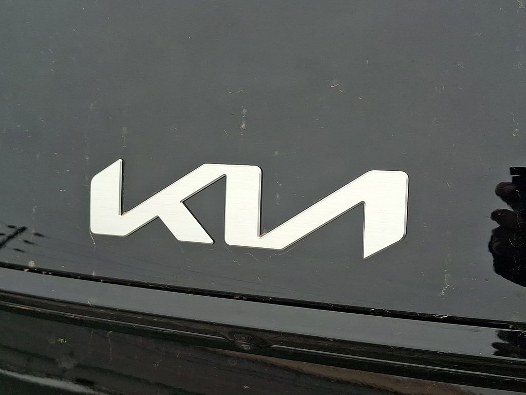 New 2025 Kia EV6 Light w/ Light LR Technology Package AWD/4WD image 11
