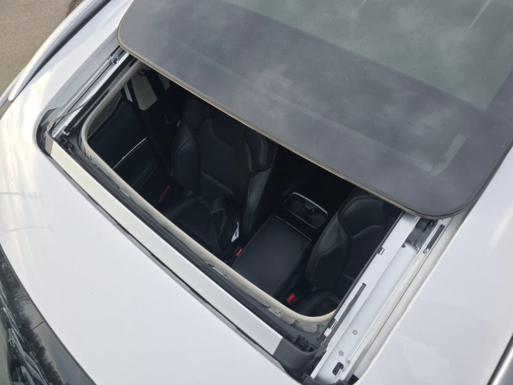 Used 2024 Kia Telluride S w/ S Sunroof Package image 3