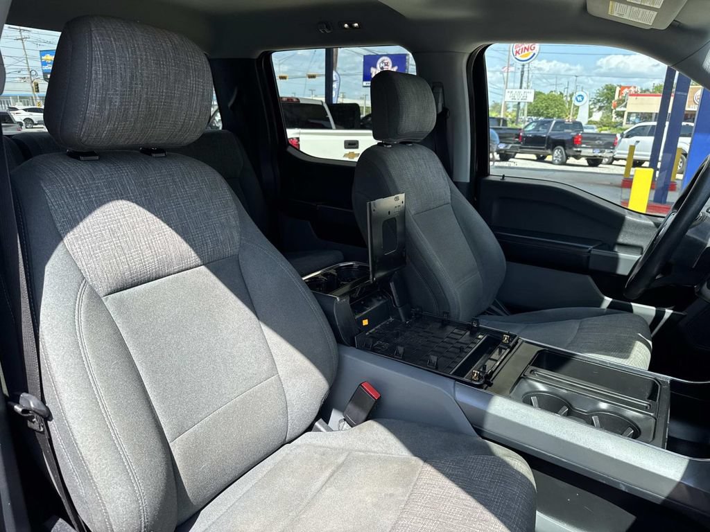 Used 2021 Ford F150 XLT AWD/4WD image 11