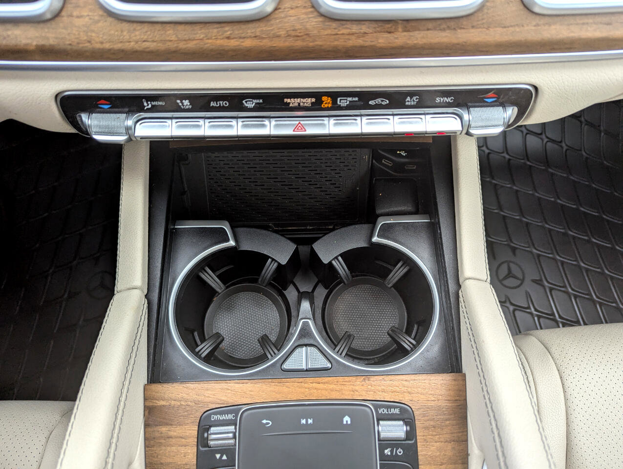 Used 2024 Mercedes-Benz GLE 450 4MATIC image 26