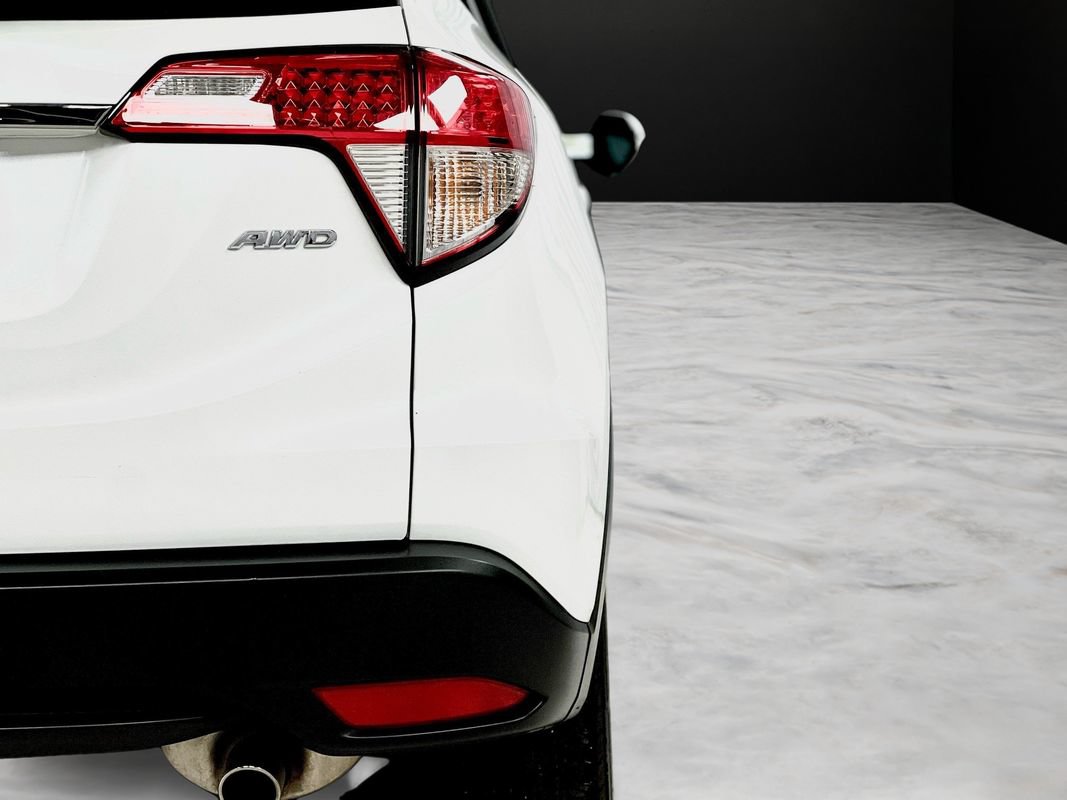 Used 2022 Honda HR-V EX image 15