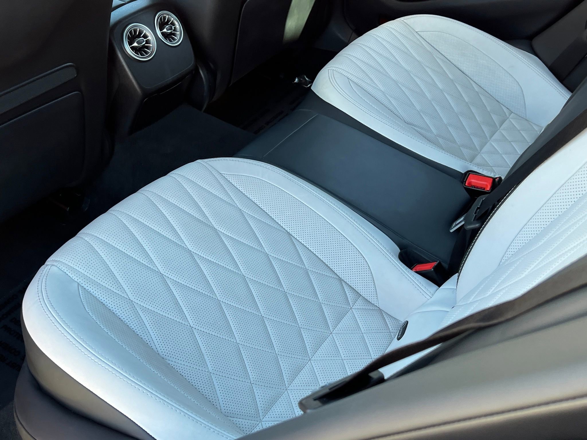 Used 2024 Mercedes-Benz AMG GT 63 image 23