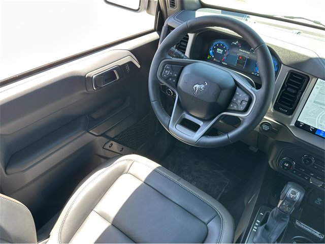 New 2025 Ford Bronco Outer Banks image 13