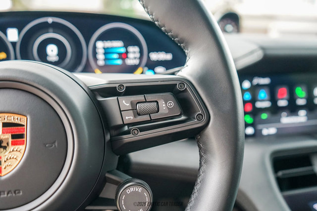 Used 2024 Porsche Taycan GTS image 26