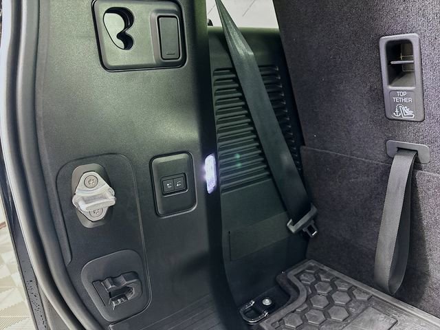 Certified 2024 Land Rover Defender 130 S image 26