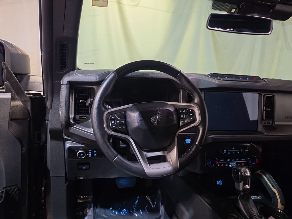 Used 2025 Ford Bronco Badlands AWD/4WD image 11