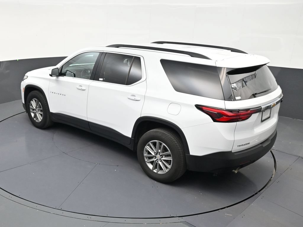 Used 2023 Chevrolet Traverse LT FWD image 11