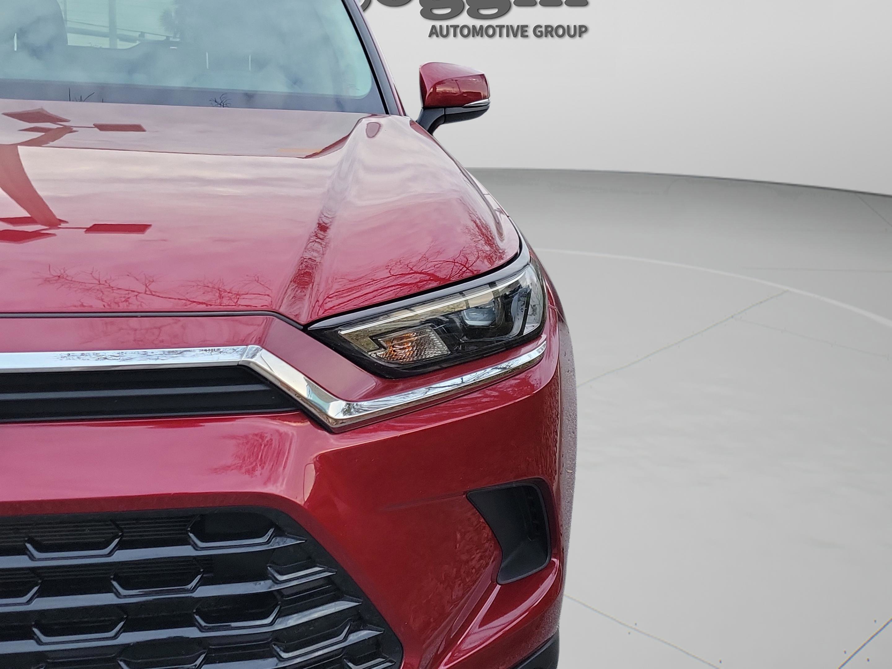 Certified 2025 Toyota Grand Highlander FWD image 10