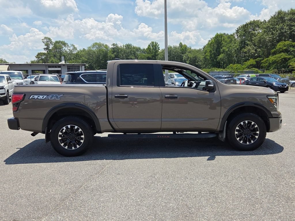Certified 2022 Nissan Titan PRO-4X w/ Pro-4x Convenience Package AWD/4WD image 11