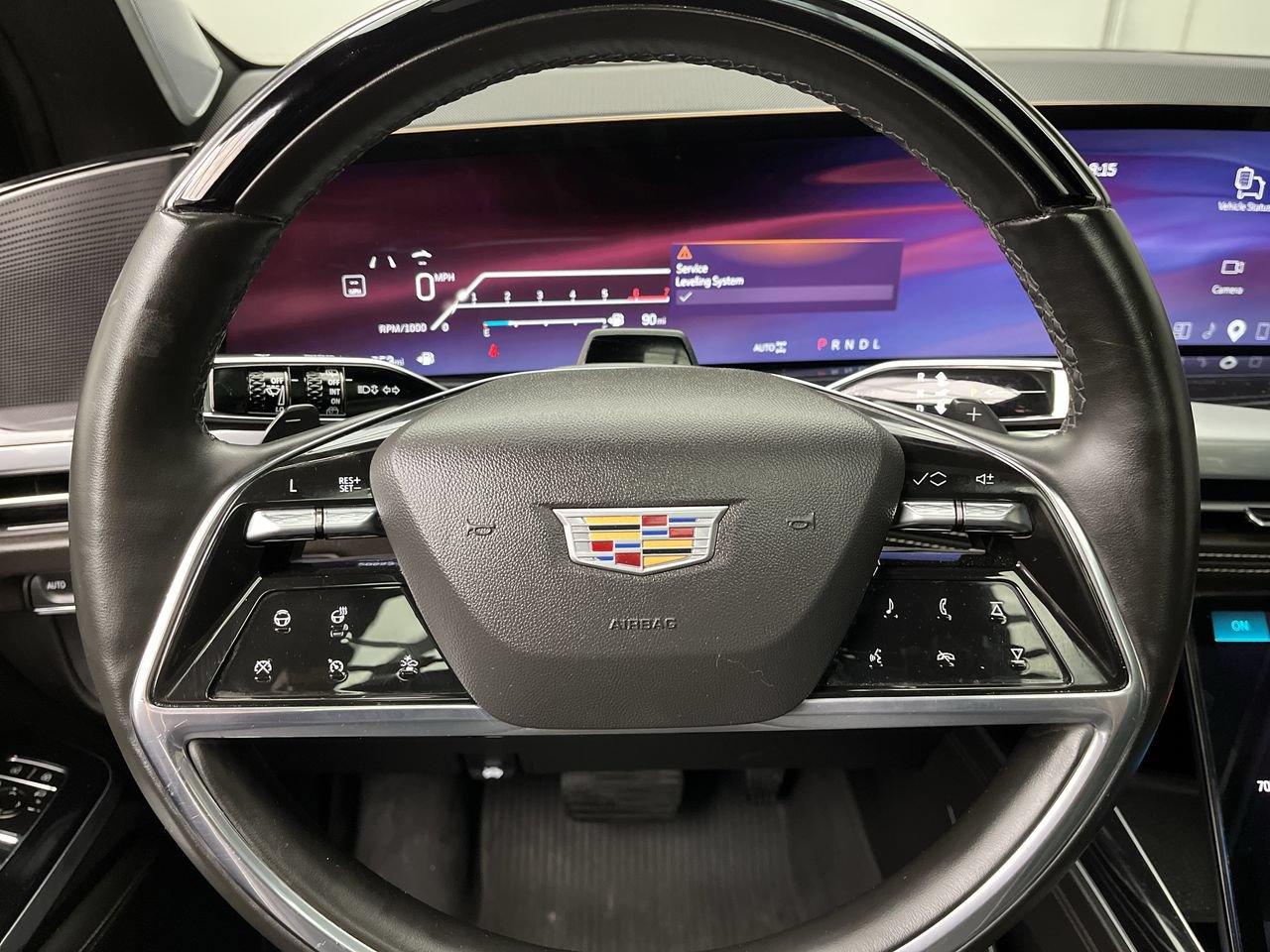 Certified 2025 Cadillac Escalade ESV Sport w/ Touring Package AWD/4WD image 19