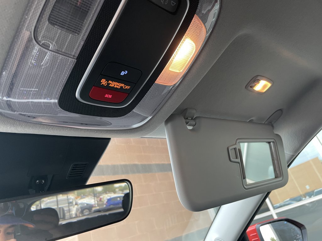 Used 2019 Volkswagen e-Golf SEL Premium image 43