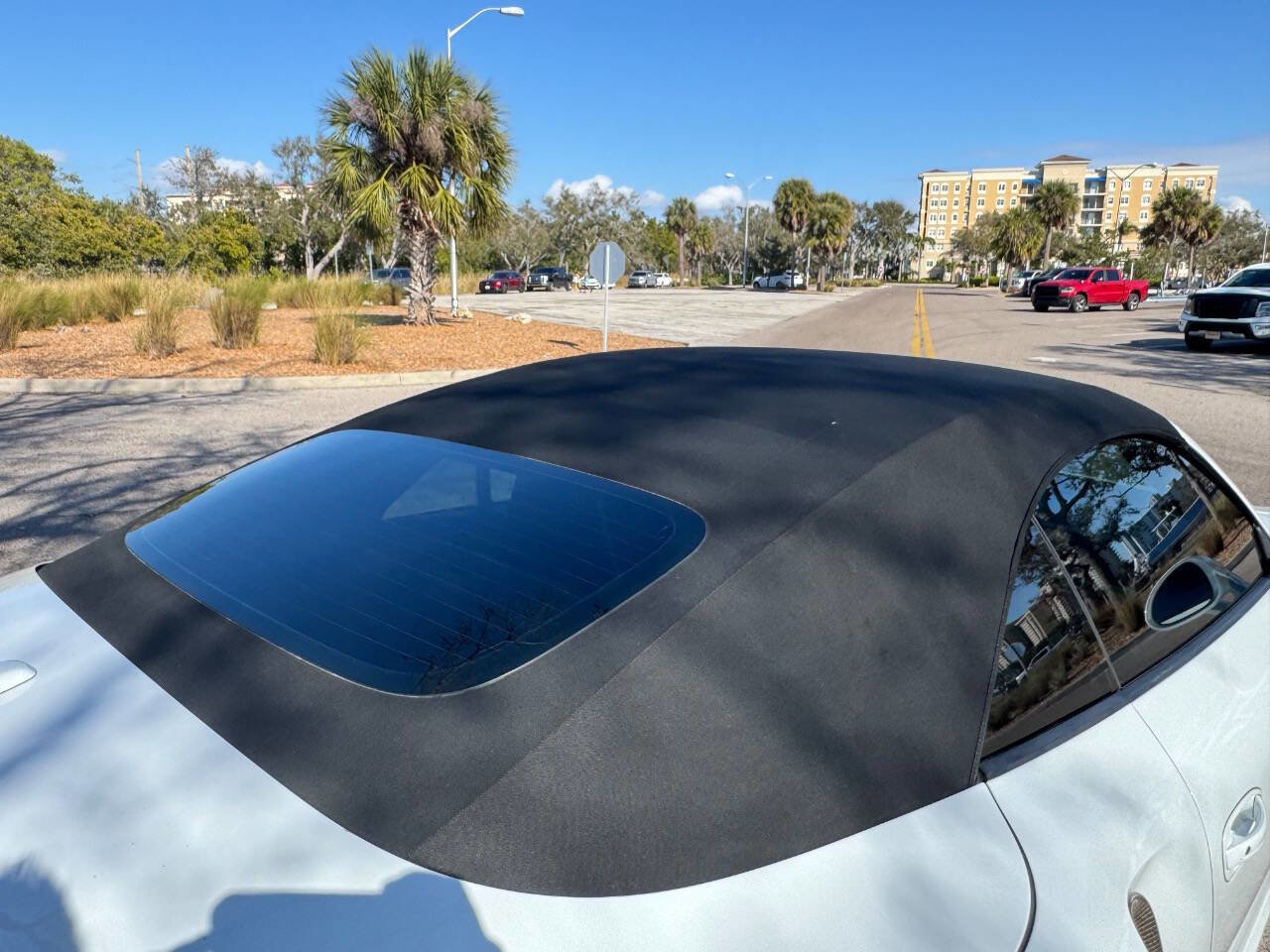 Used 2015 Porsche 911 Turbo S image 27