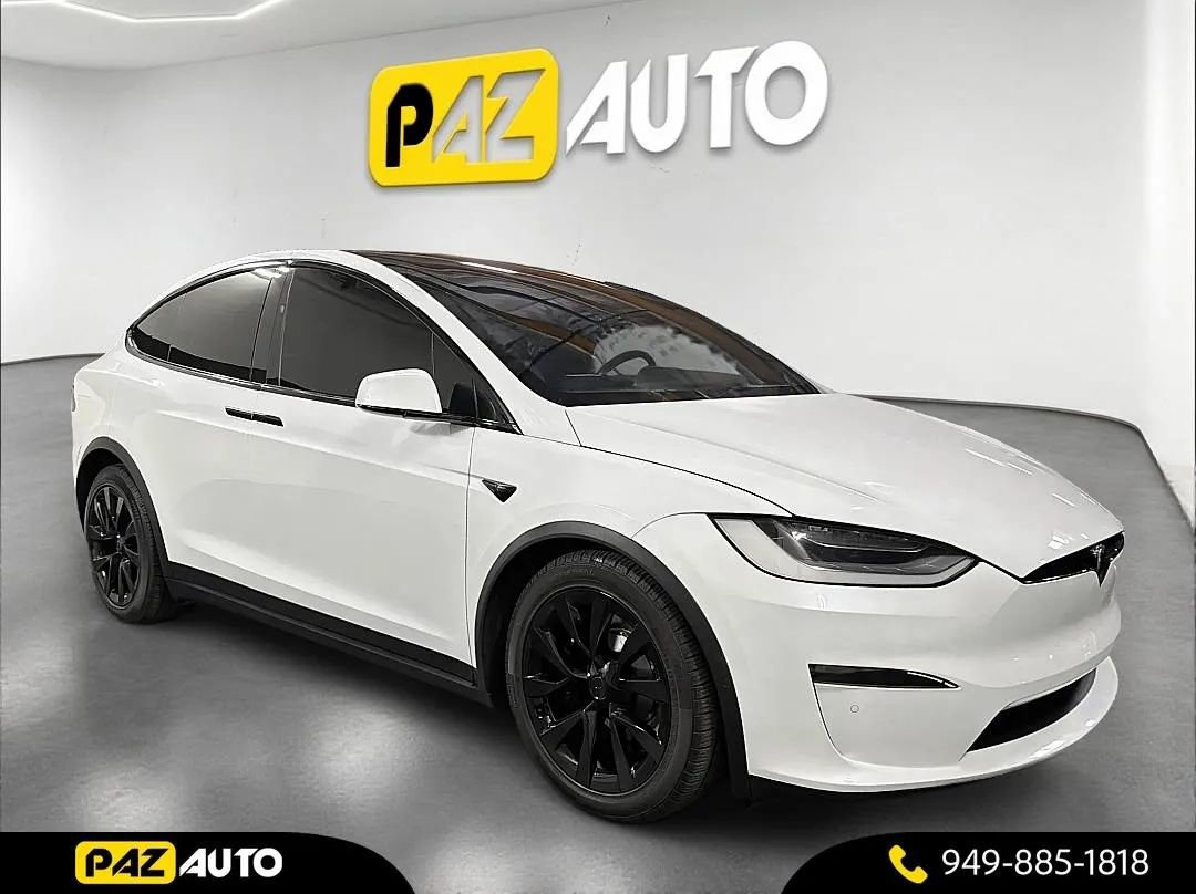 Used 2022 Tesla Model X Plaid image 7
