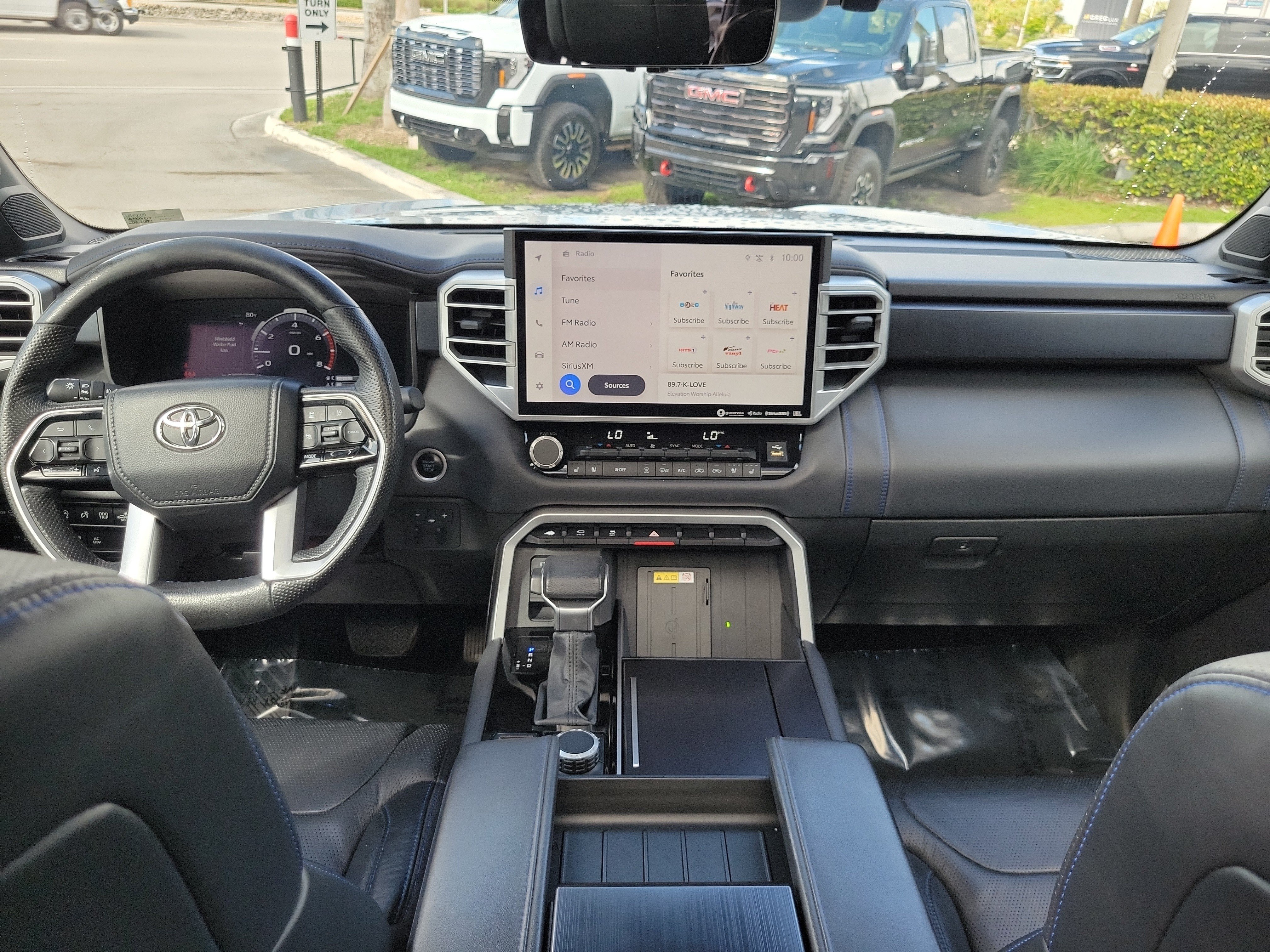 Used 2023 Toyota Tundra Platinum AWD/4WD image 17