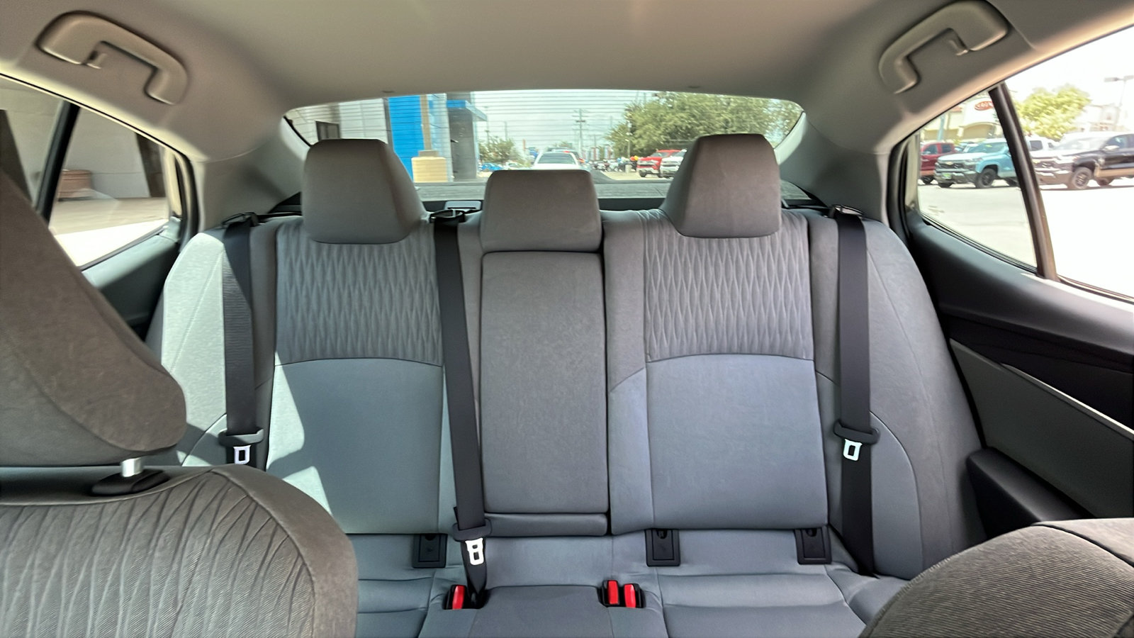 Used 2025 Toyota Camry LE FWD image 23