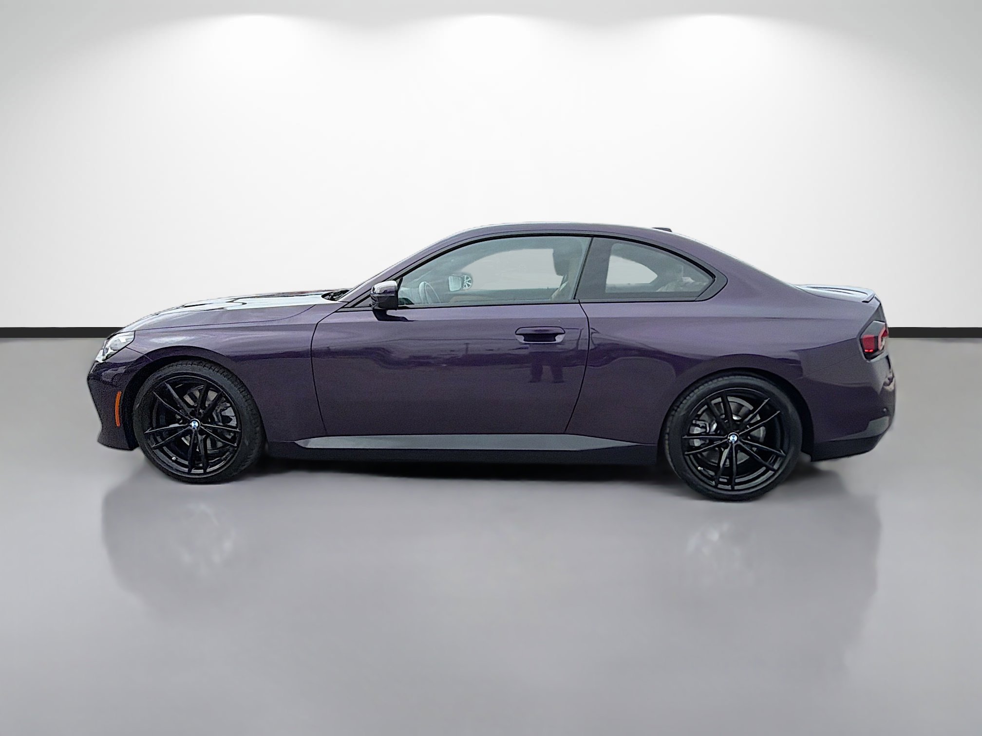 Used 2024 BMW 230i Coupe w/ M Sport Package RWD image 6
