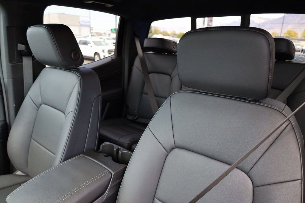 New 2026 GMC Canyon Elevation w/ Convenience Package image 17