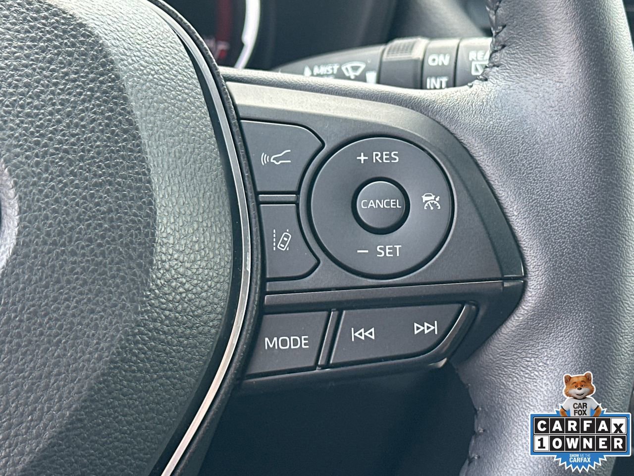 Used 2023 Toyota RAV4 XLE Premium image 26