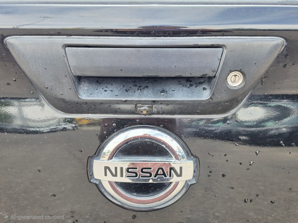 Used 2017 Nissan Titan SV RWD image 33